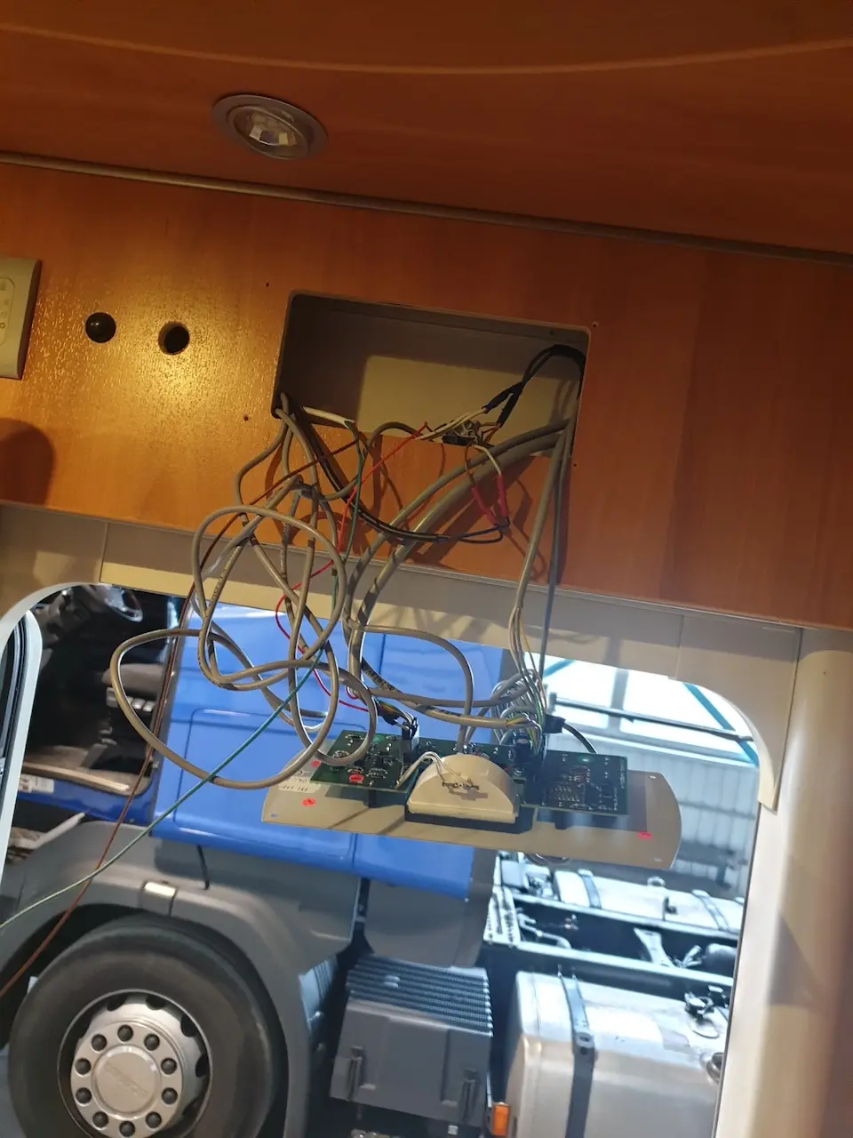 Электромонтажные работы